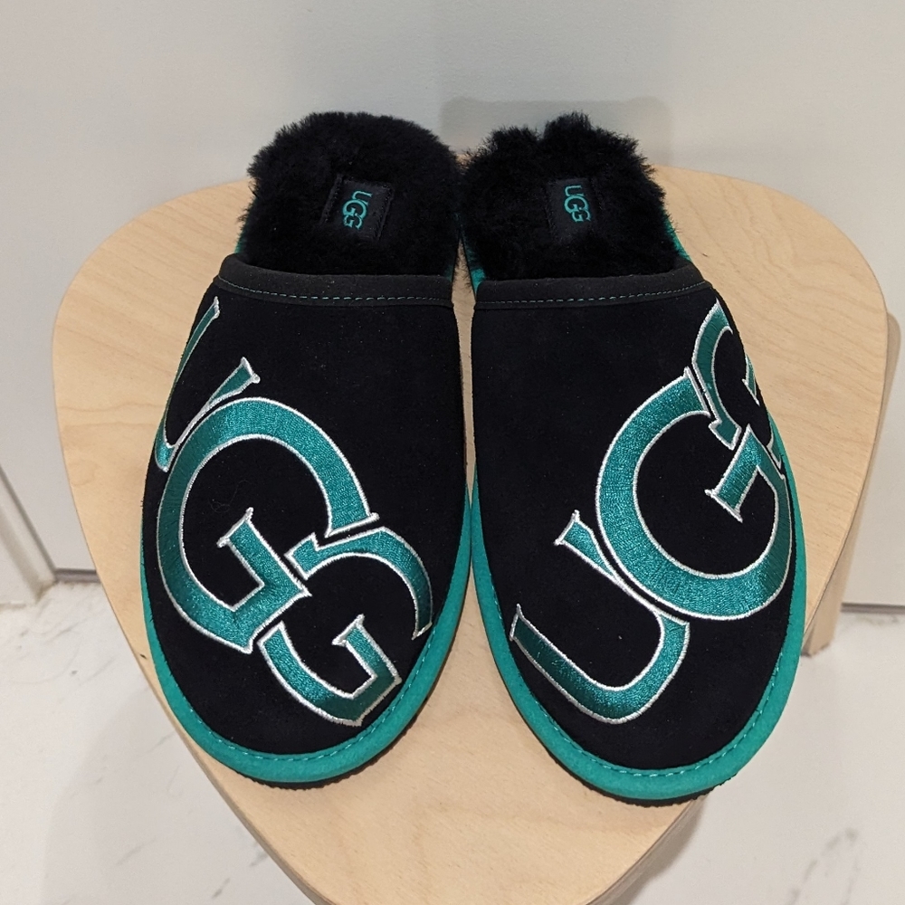 UGG Men's Scuff Logo II Slippers - Sz 9